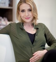 Francesca Senette