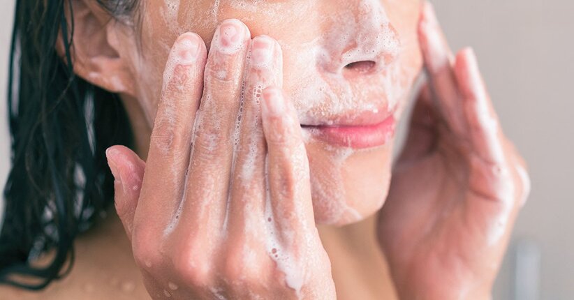BEAUTY TIPS: Tutorial doppia detersione