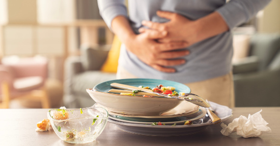 Pancia gonfia dopo il pasto: 5 errori comuni